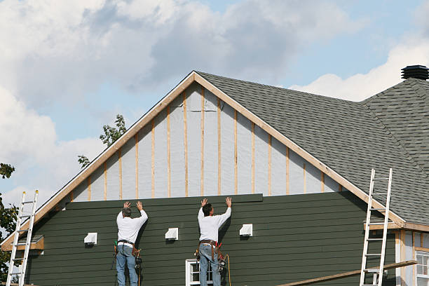 Professional Siding Installation technician working in Everett, MA
